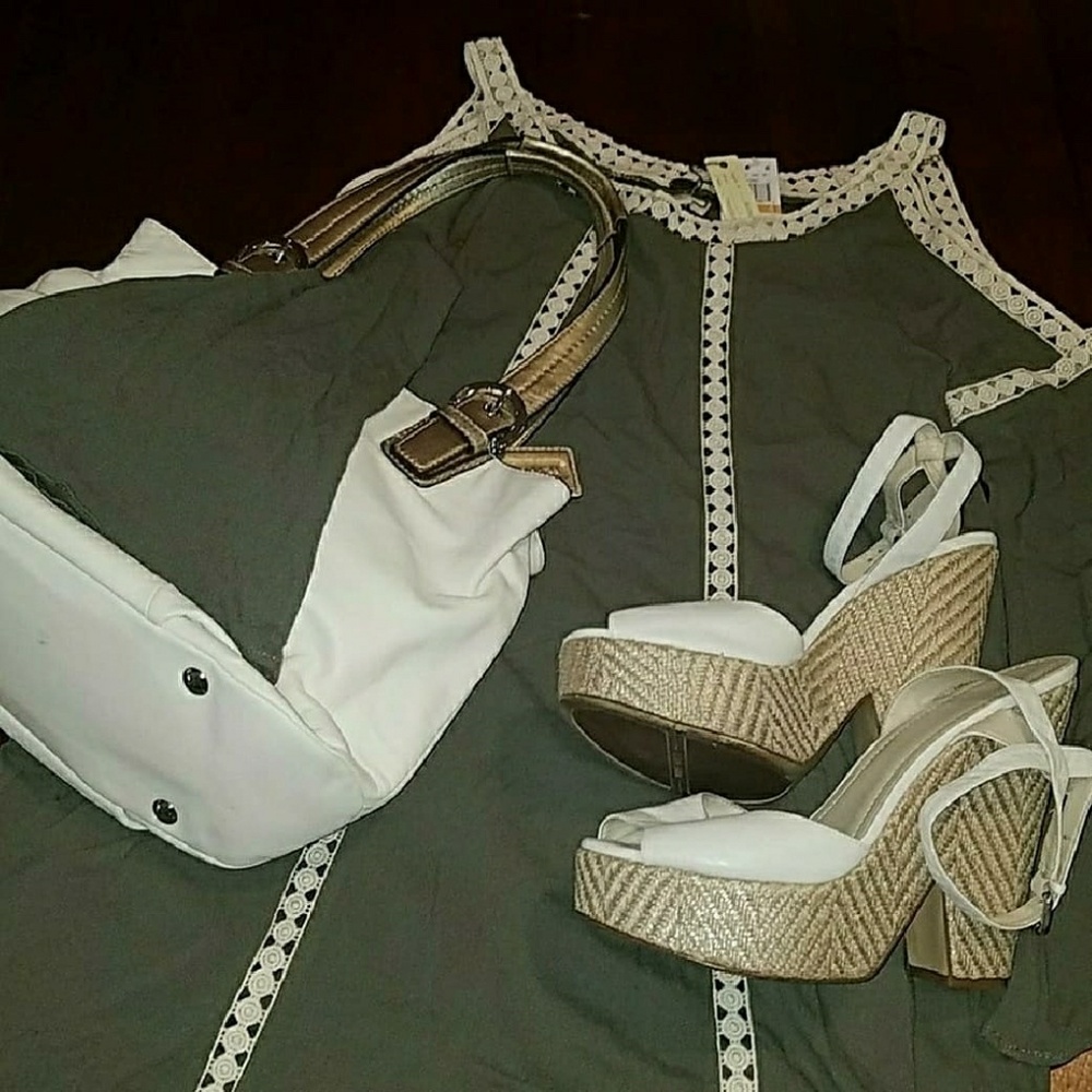 Cupio crochet trimmed casual dress